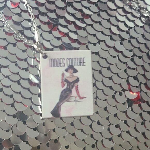Modes Couture Necklace - Picture 1 of 4